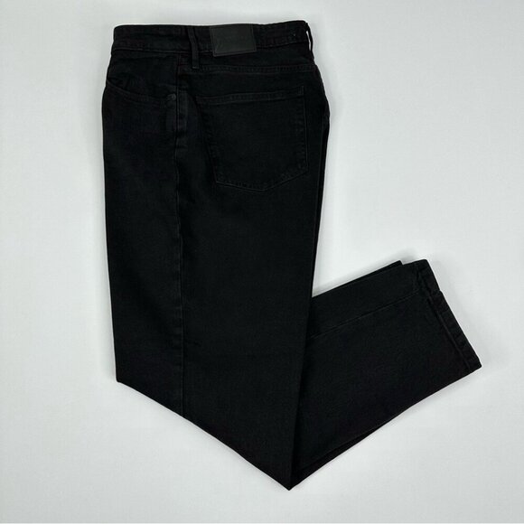 Everlane‎ Women's NWT Black The Curvy Cheeky Straight Leg Jean W32/L26 Crop - Picture 2 of 11
